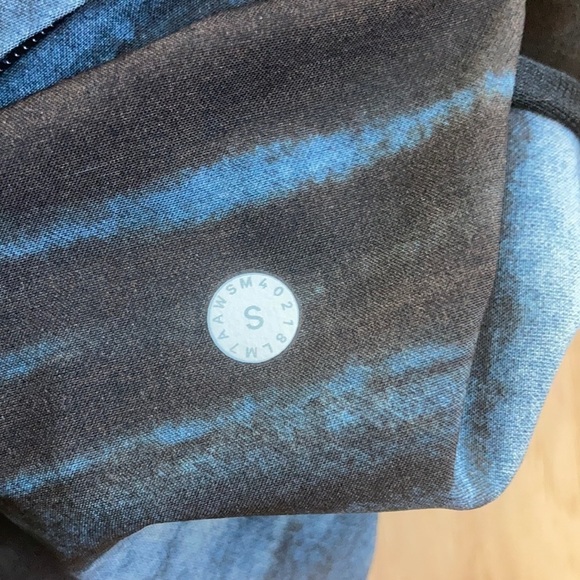 LULULEMON T.H.E. Short 9" Linerless - Picture 6 of 6